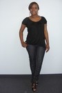 Latoya M 47887 | onesourcetalent.com image-1